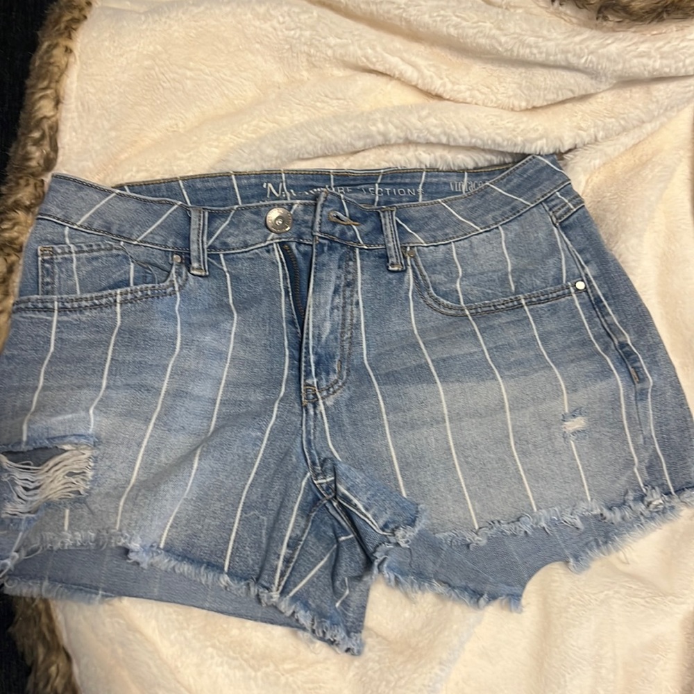 Natural Reflections Shorts